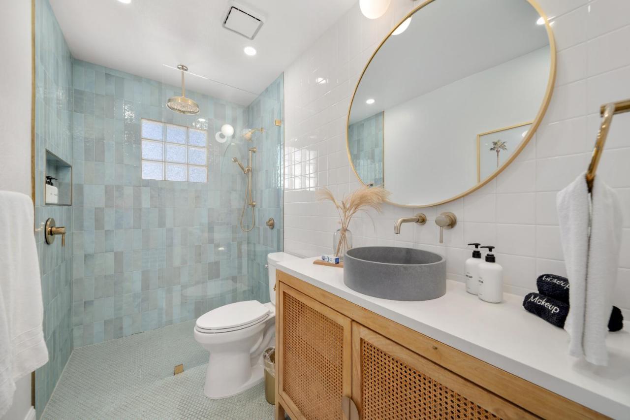 Luxury Villa 3 Blocks From The Beach With A Pool, Fire Pit And Outdoor Oasis Cape Canaveral Exterior photo