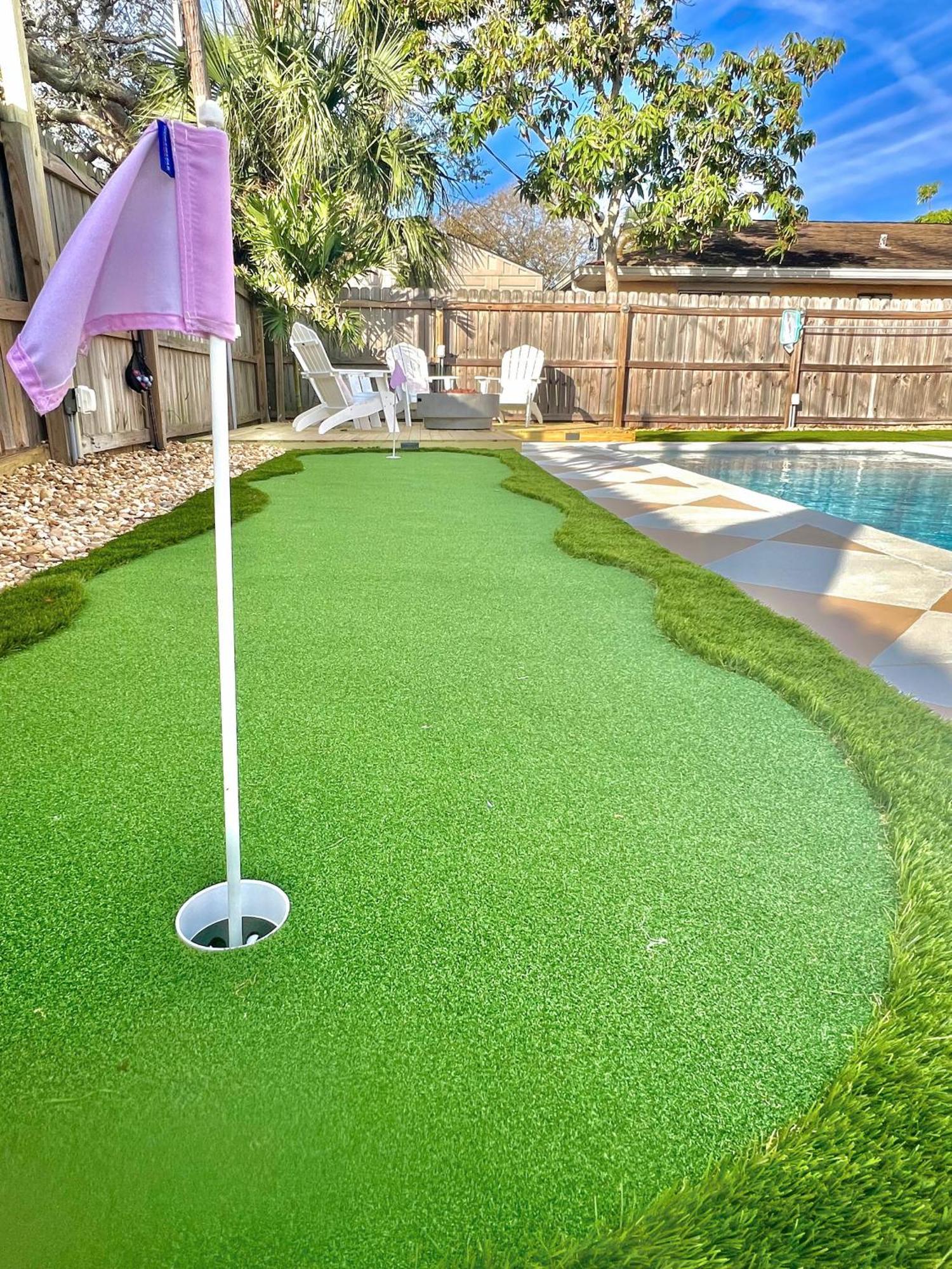 Luxury Villa 3 Blocks From The Beach With A Pool, Fire Pit And Outdoor Oasis Cape Canaveral Exterior photo